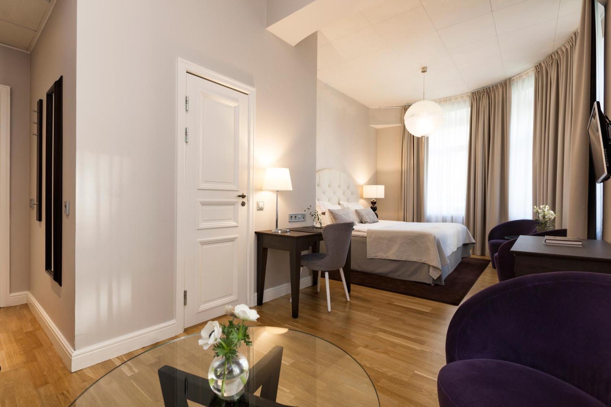 Junior Suite,1275228007:JPEG