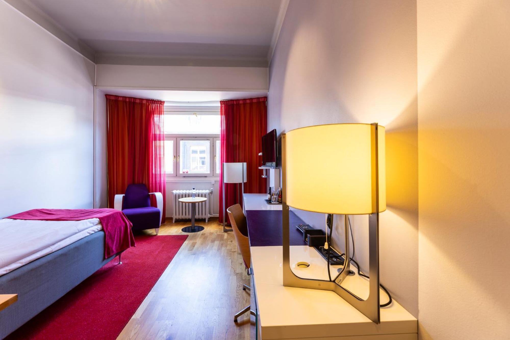 Classic Single Room